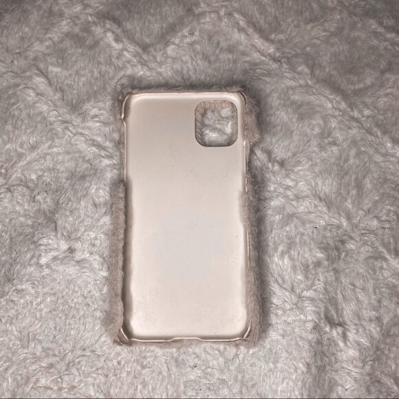 FUR Case For Iphone 11 - Picture 2 of 5